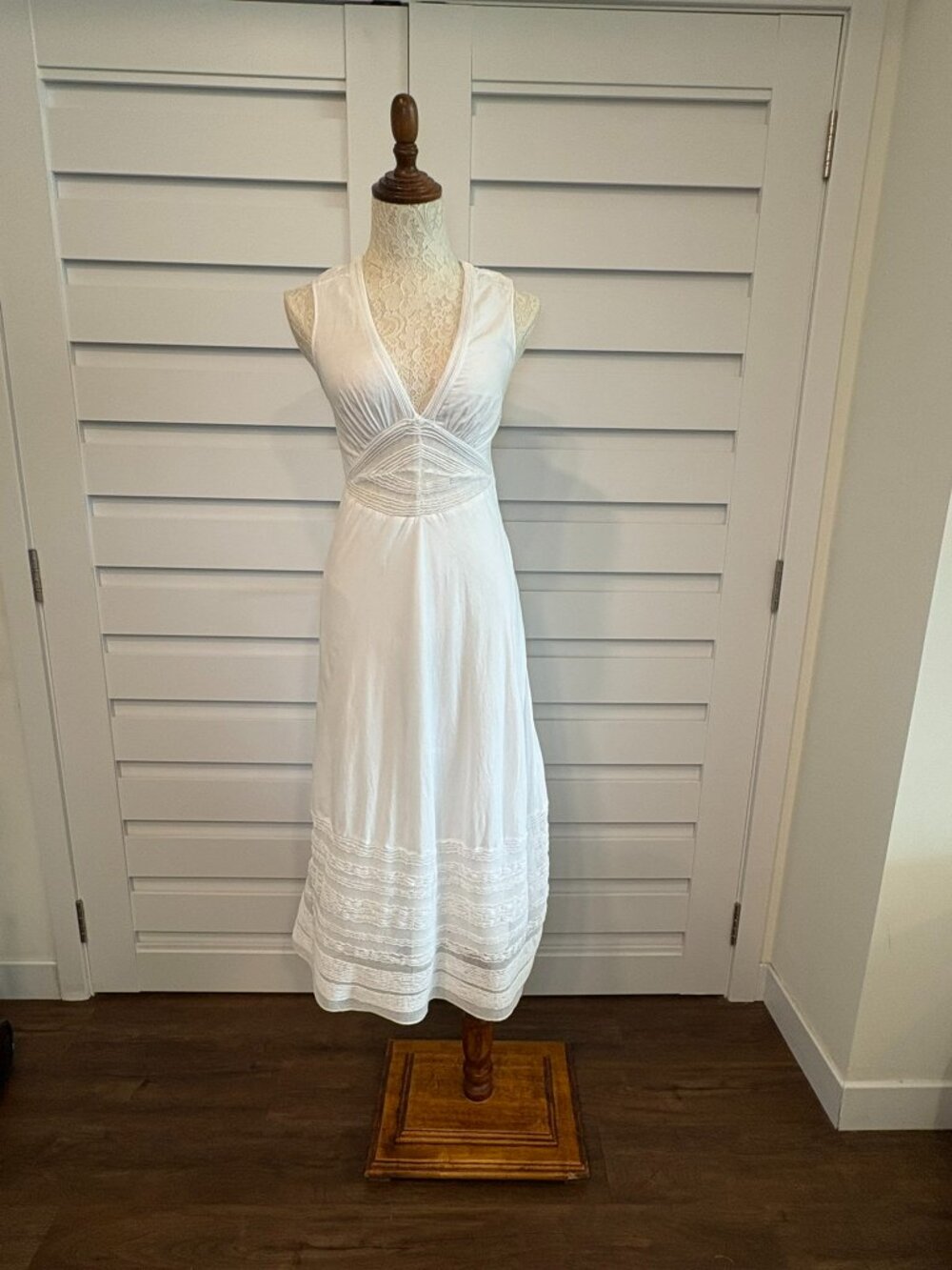 Catherine Malandrino Victorian Romantic White Fairycore Lace V Neck Maxi Dress - Picture 2 of 16